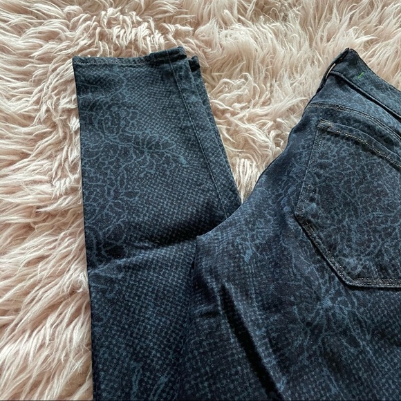 J Brand Black Floral Skinny Jean Size 25 - Picture 3 of 9